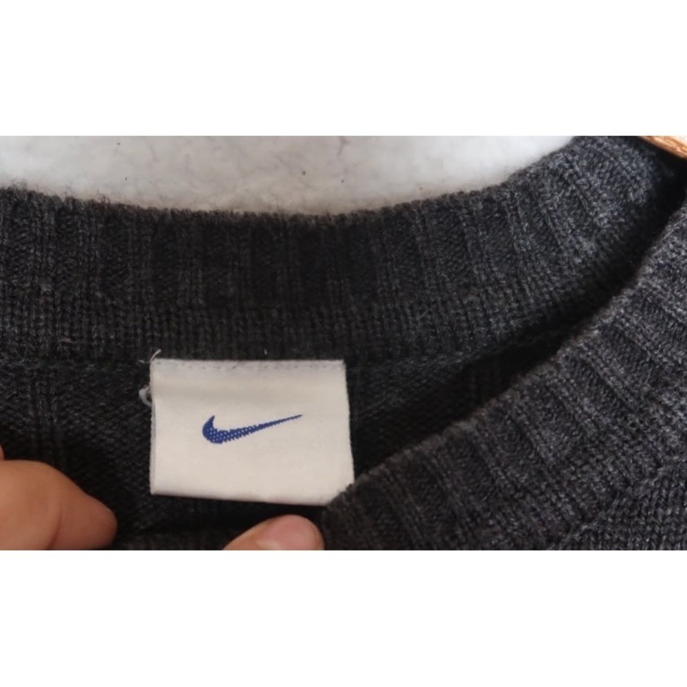 Nike Vintage Gray Knit Sweater Women's M / White Swoosh Logo Crewneck Pullover - Picture 2 of 10